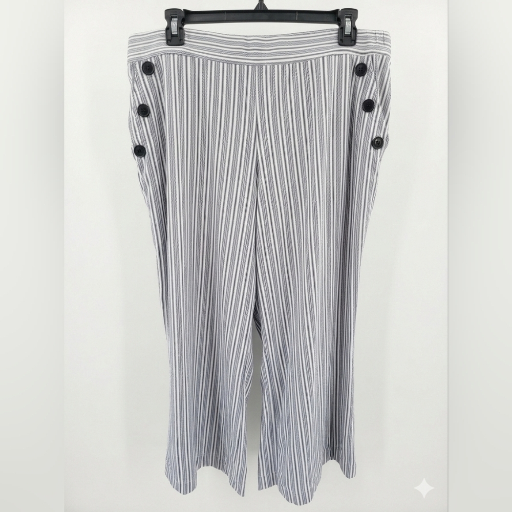 Robert Louis Black & White Striped Wide-Leg Pants